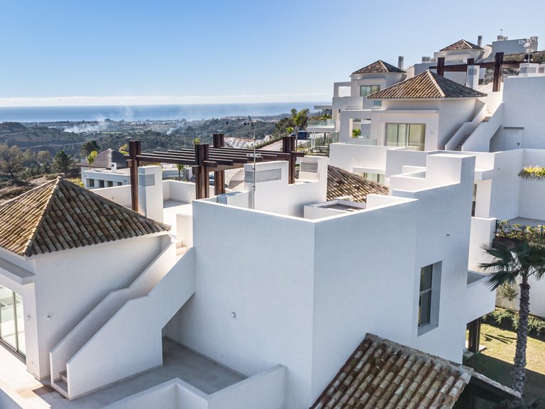 Penthouse for Sale in Benahavis, Malaga 2