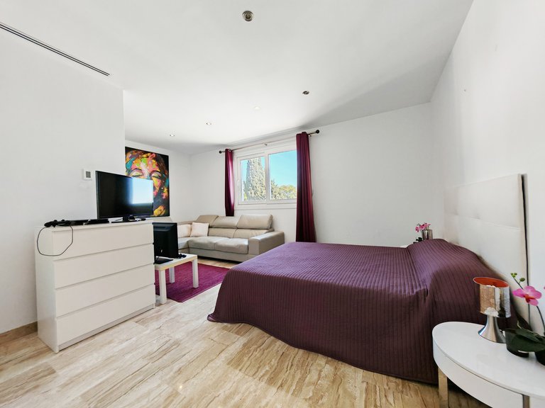 Villa for Sale in Marbella, Malaga 19