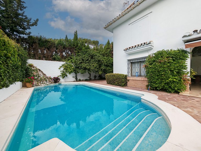Villa for Sale in Marbella, Malaga 29