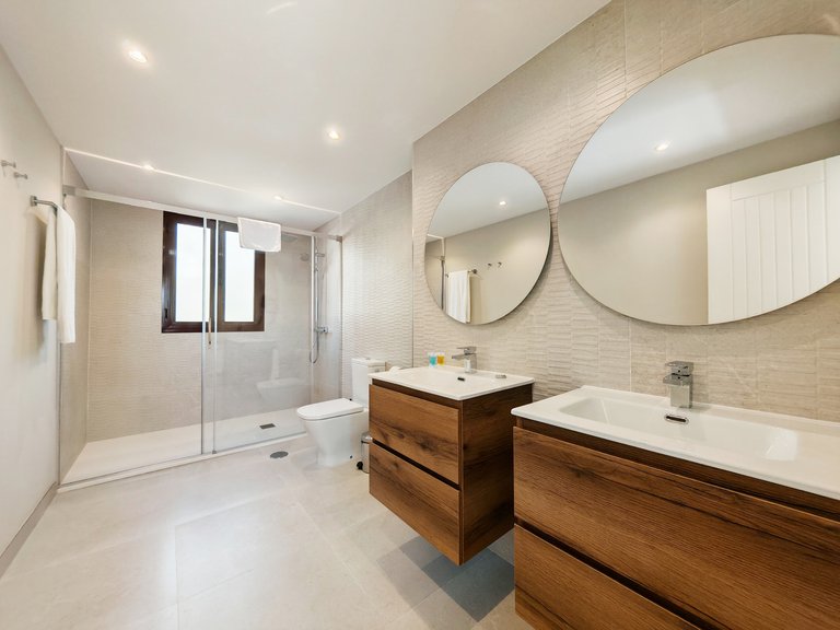 Penthouse for Sale in Benahavis, Malaga 14