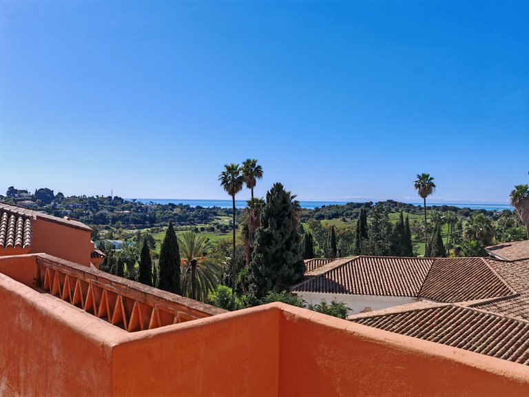 Penthouse for Sale in Benahavis, Malaga 1