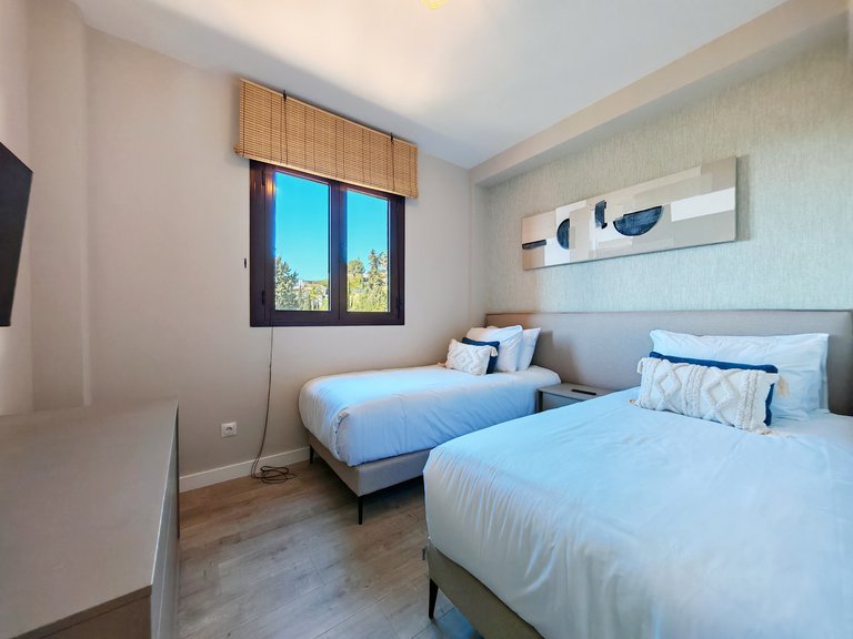 Penthouse for Sale in Benahavis, Malaga 10