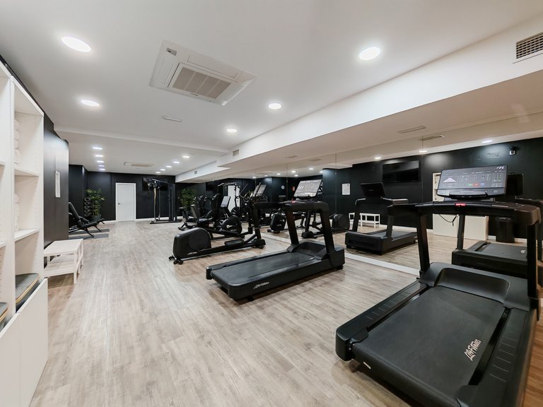 Penthouse for Sale in Benahavis, Malaga 20