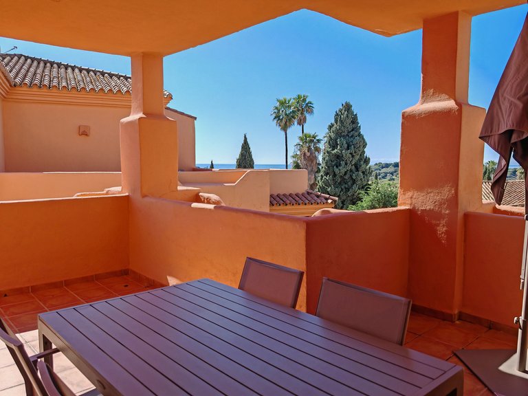 Penthouse for Sale in Benahavis, Malaga 5