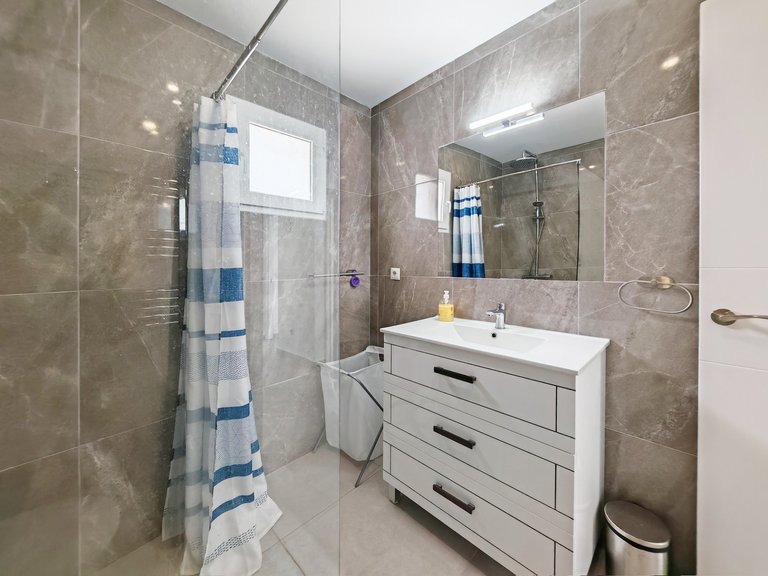 Town House for Rent in Mijas Costa, Malaga 16