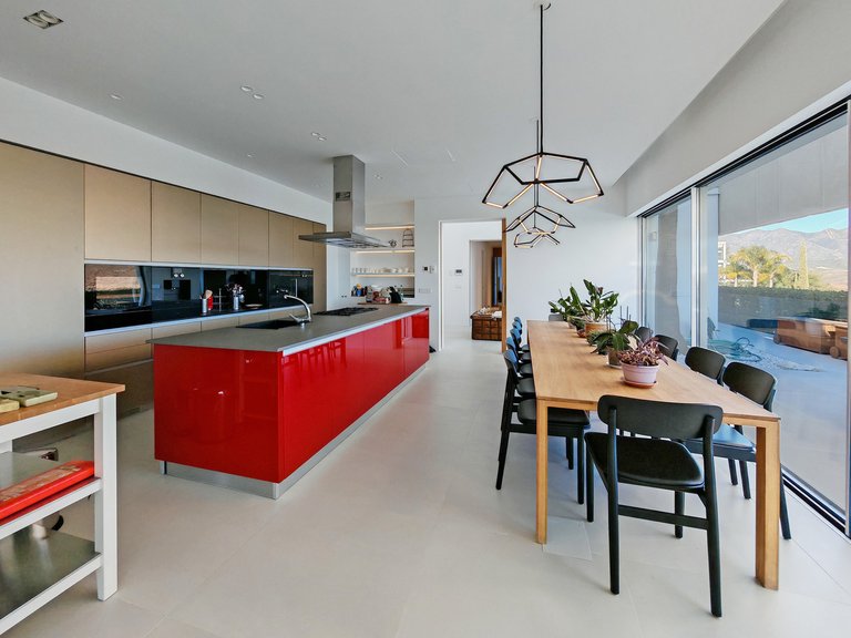 Villa for Sale in Marbella, Malaga 3