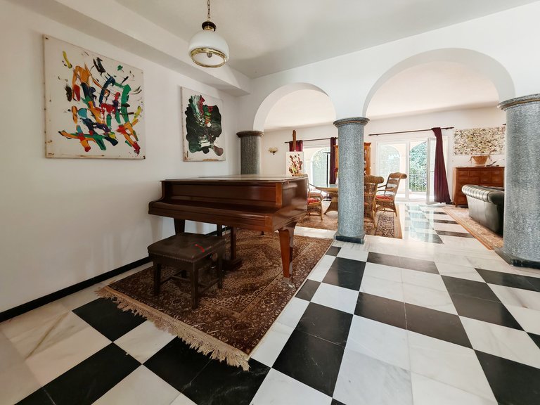 Villa for Sale in Marbella, Malaga 3