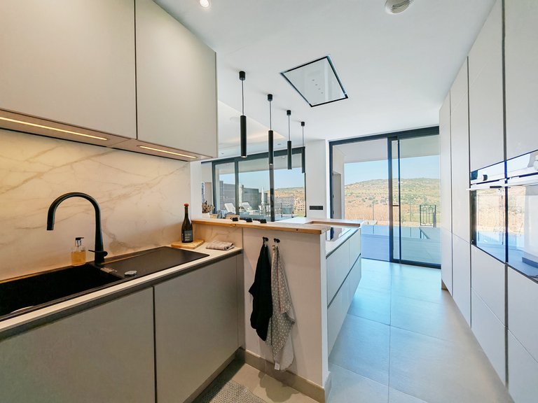 Villa for Sale in Estepona, Malaga 11