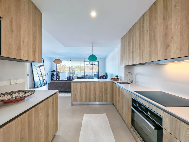 Villa for Sale in Estepona, Malaga 2