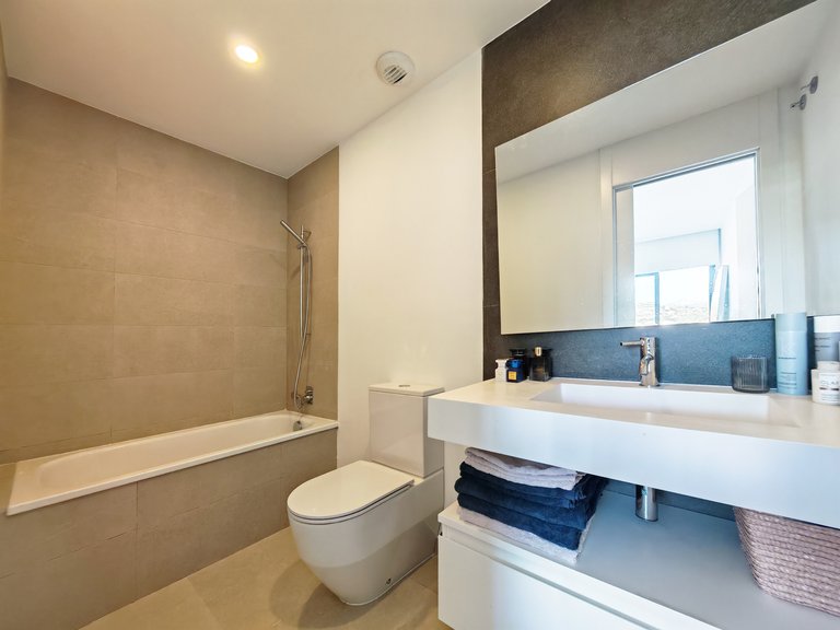 Villa for Sale in Estepona, Malaga 12