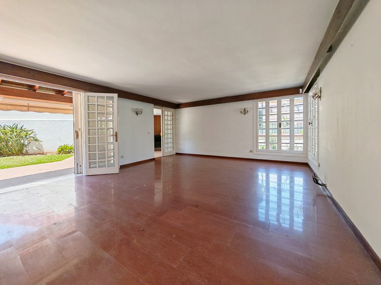 Villa for Sale in Fuengirola, Malaga 3