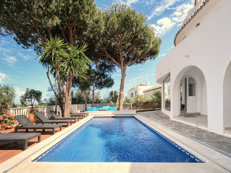 Villa for Sale in Mijas Costa, Malaga 31