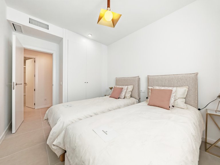 Apartment for Rent in Estepona, Malaga 12
