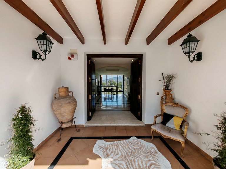 Villa for Sale in Mijas Costa, Malaga 3