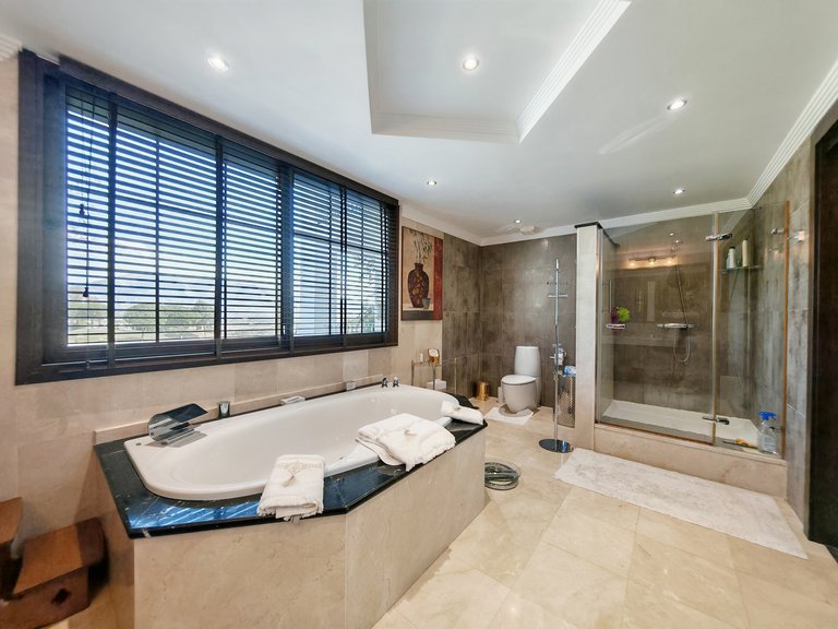 Villa for Sale in Mijas Costa, Malaga 18