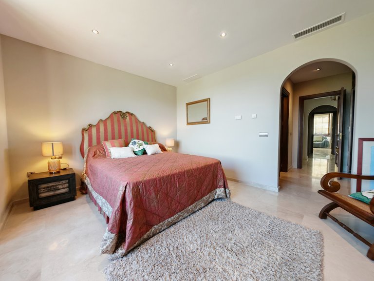 Villa for Sale in Mijas Costa, Malaga 25