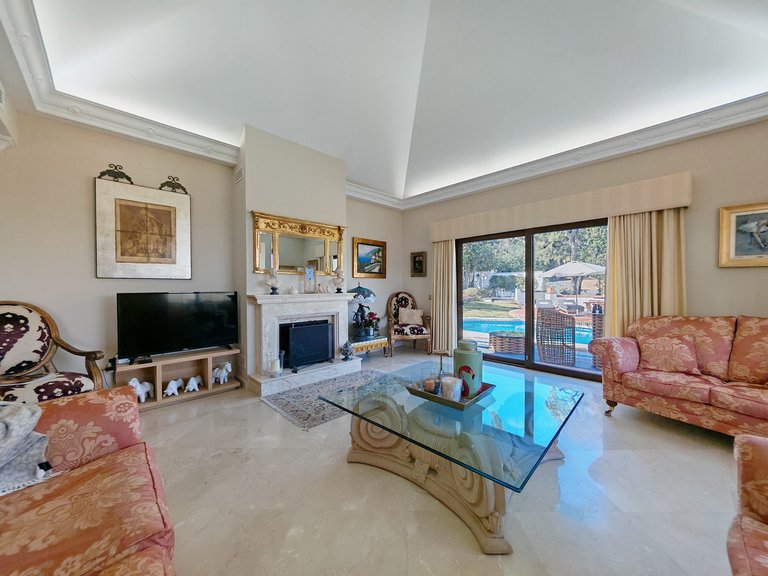 Villa for Sale in Mijas Costa, Malaga 5