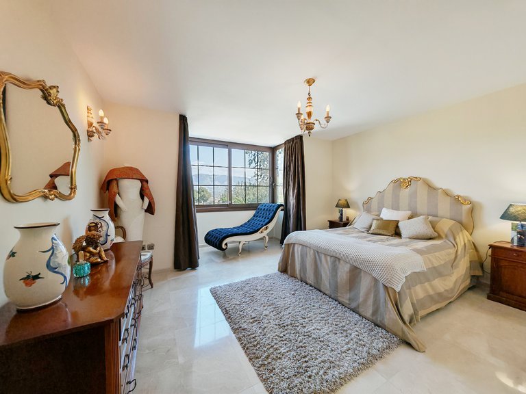 Villa for Sale in Mijas Costa, Malaga 21