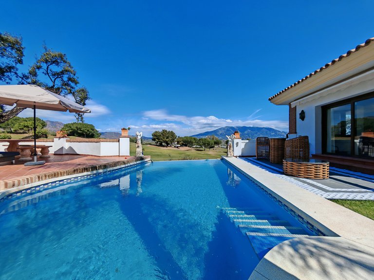 Villa for Sale in Mijas Costa, Malaga 29