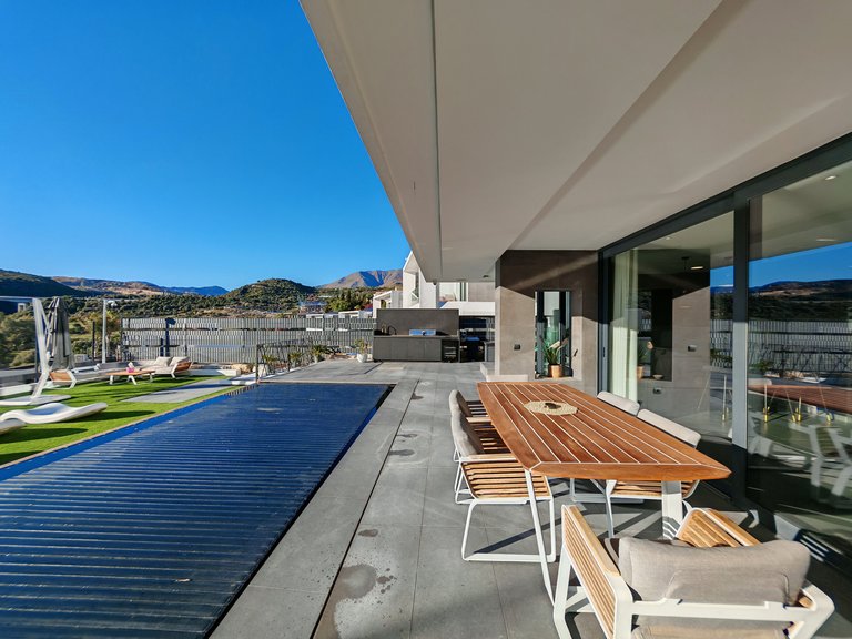 Villa for Sale in Estepona, Malaga 18