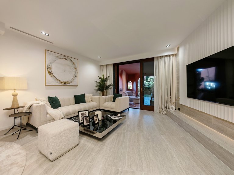 Apartment for Sale in Estepona, Malaga 8