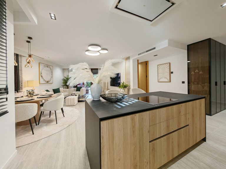 Apartment for Sale in Estepona, Malaga 6