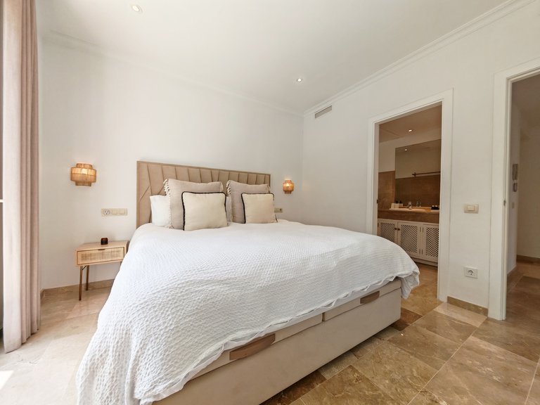 Apartment for Sale in Marbella, Malaga 10