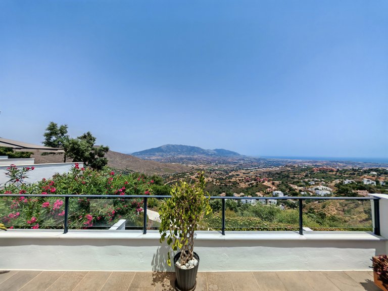 Town House for Sale in Marbella, Malaga 9
