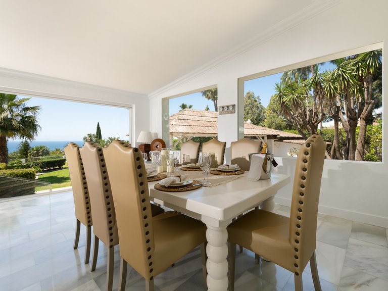 Villa for Sale in Marbella, Malaga 8