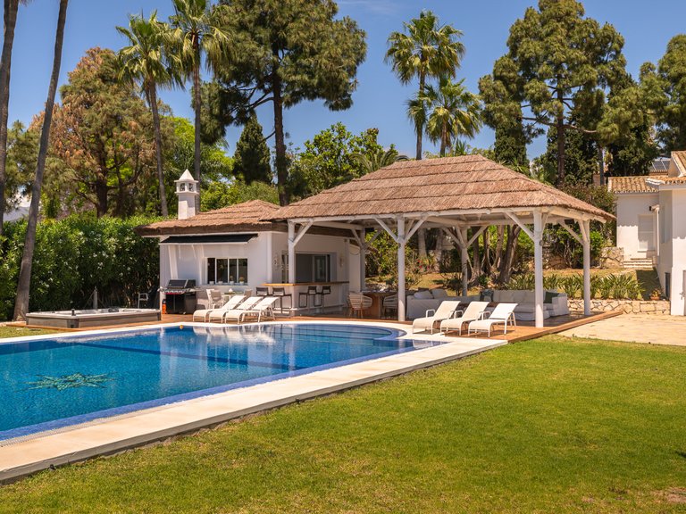 Villa for Sale in Marbella, Malaga 50