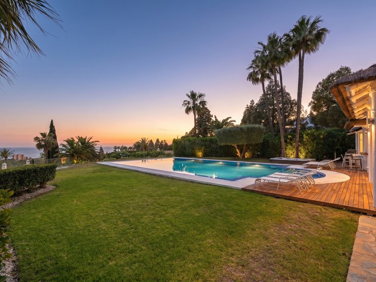 Villa for Sale in Marbella, Malaga 44