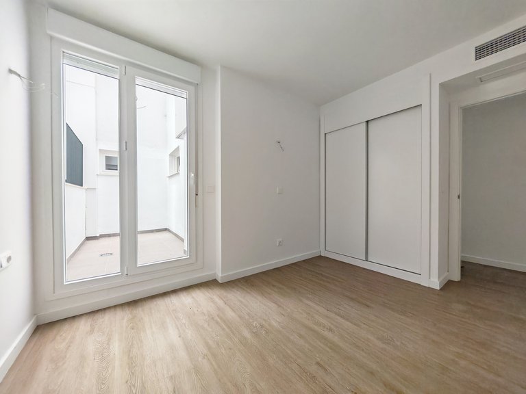 Town House for Sale in Fuengirola, Malaga 5