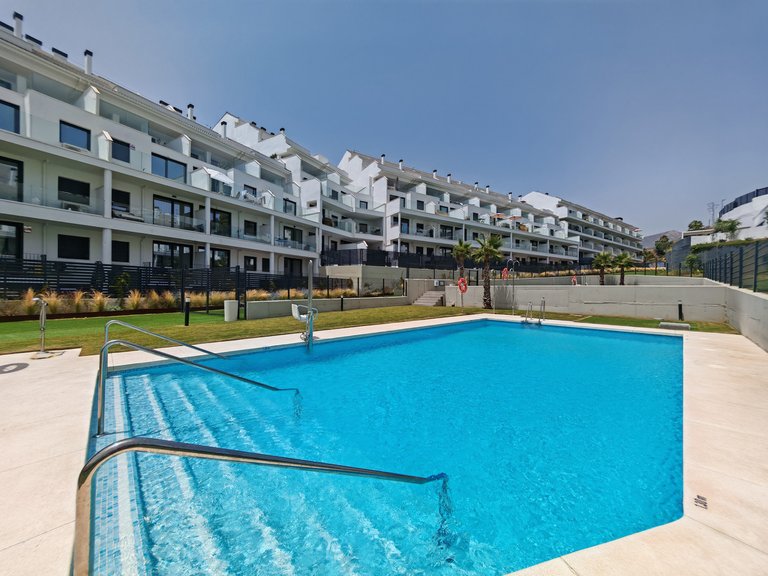 Town House for Sale in Fuengirola, Malaga 1