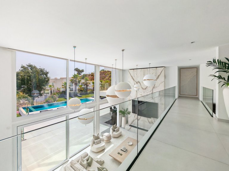 Villa for Sale in Marbella, Malaga 12