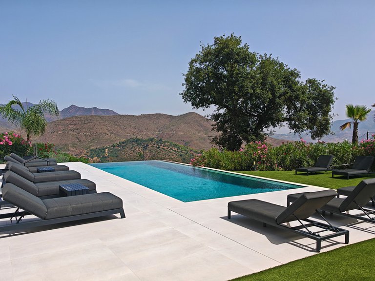 Villa for Sale in Marbella, Malaga 33