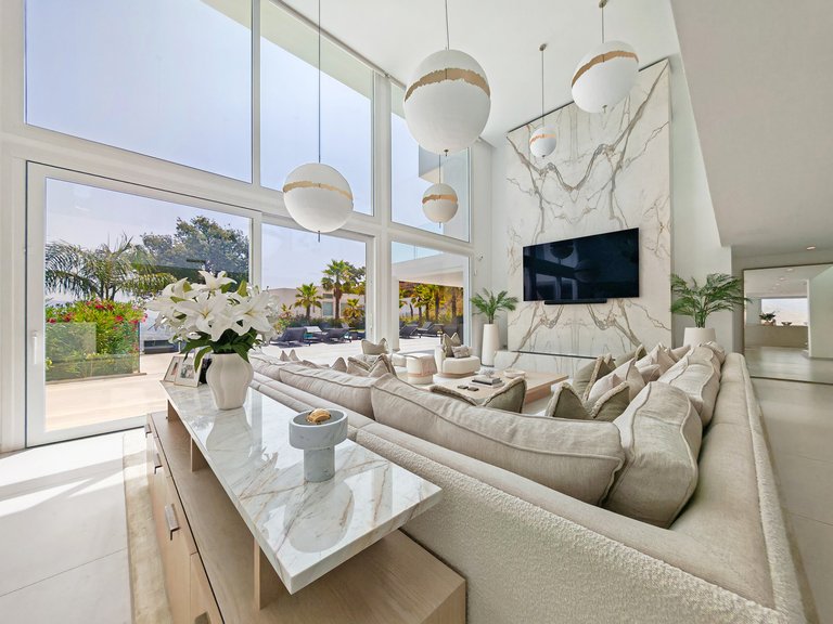 Villa for Sale in Marbella, Malaga 3