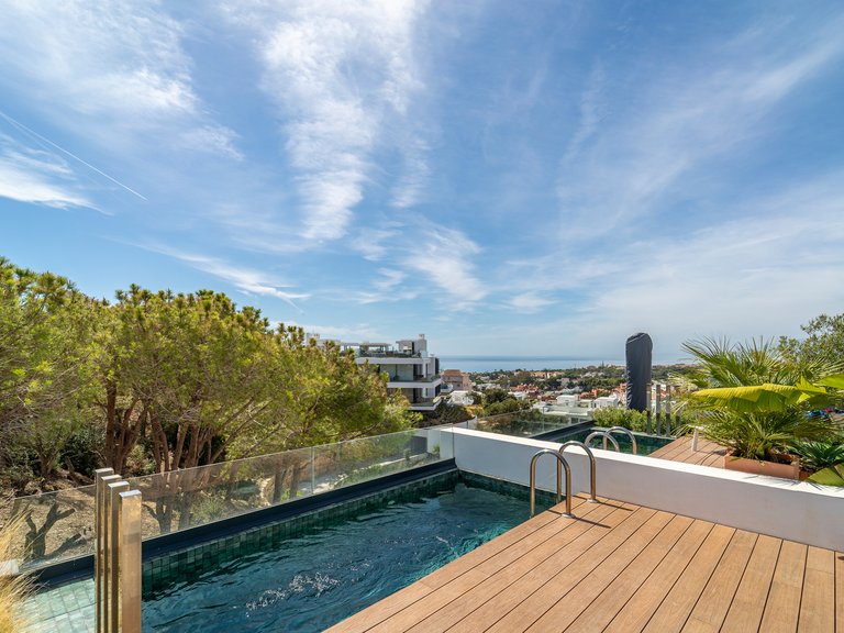 Penthouse for Sale in Marbella, Malaga 2