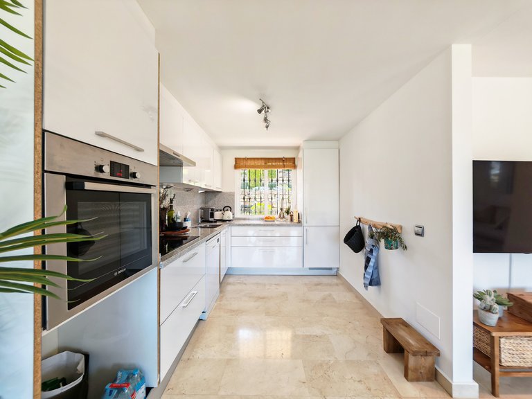 Town House for Sale in Benahavis, Malaga 5