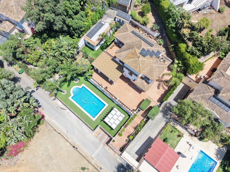 Villa for Sale in Marbella, Malaga 38