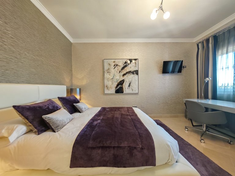 Villa for Sale in Marbella, Malaga 18
