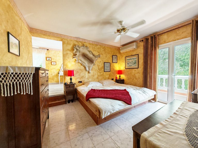 Villa for Sale in Mijas Costa, Malaga 11