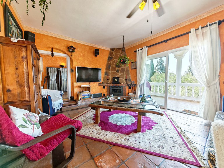 Villa for Sale in Mijas Costa, Malaga 4