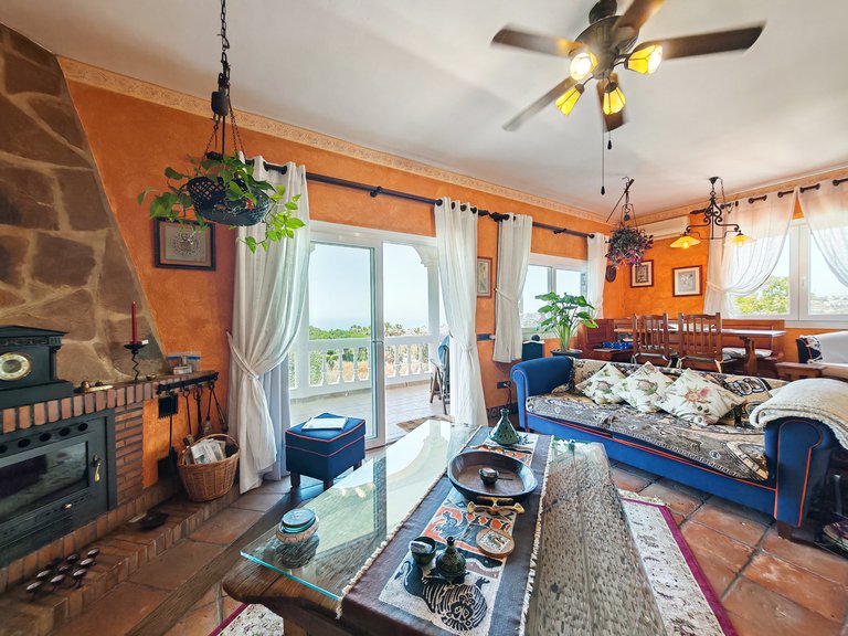 Villa for Sale in Mijas Costa, Malaga 6