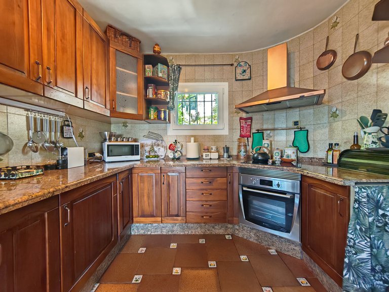 Villa for Sale in Mijas Costa, Malaga 9