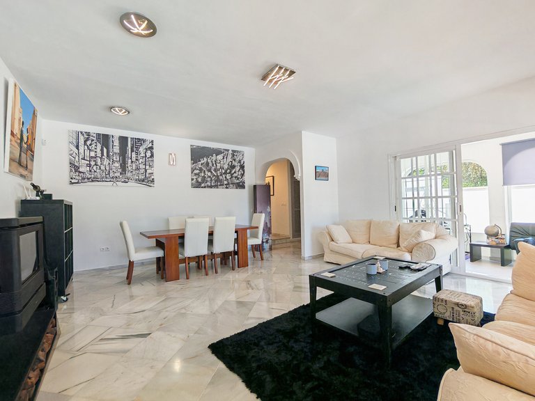 Villa for Sale in Benalmadena, Malaga 4