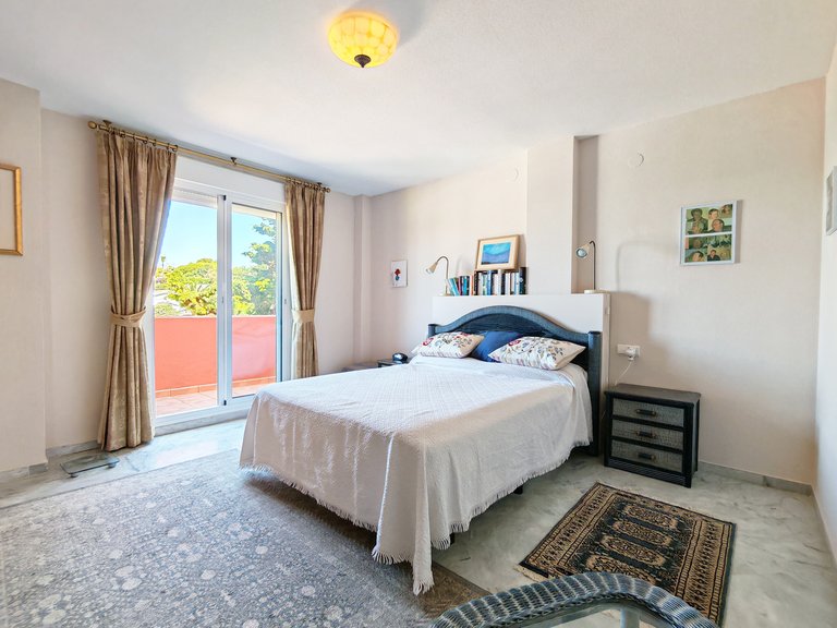 Town House for Sale in Marbella, Malaga 11