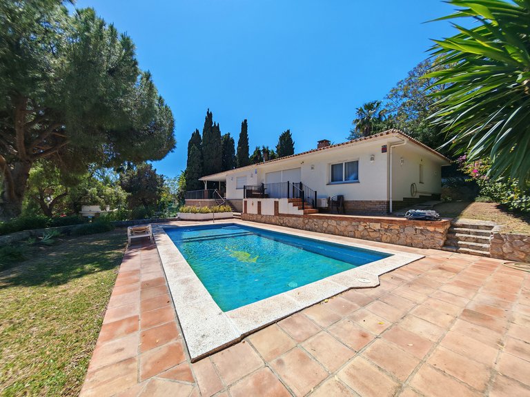 Villa for Sale in Marbella, Malaga 15