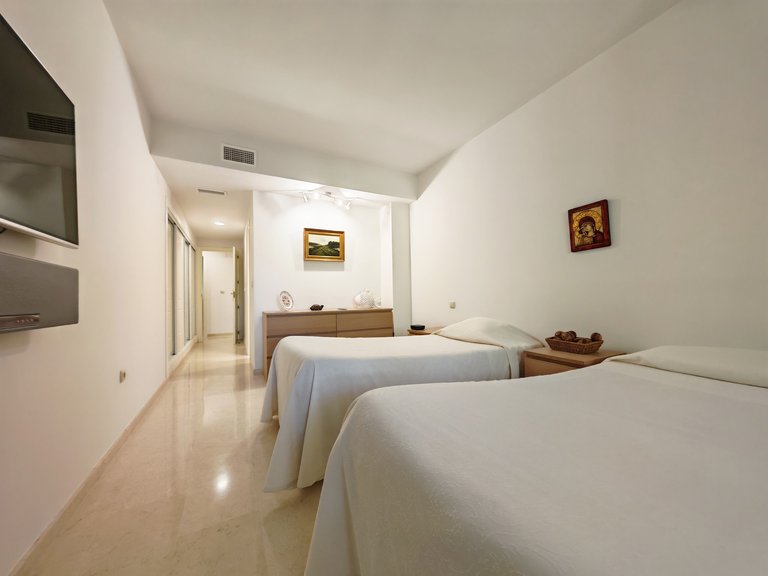 Apartment for Sale in Marbella, Malaga 9