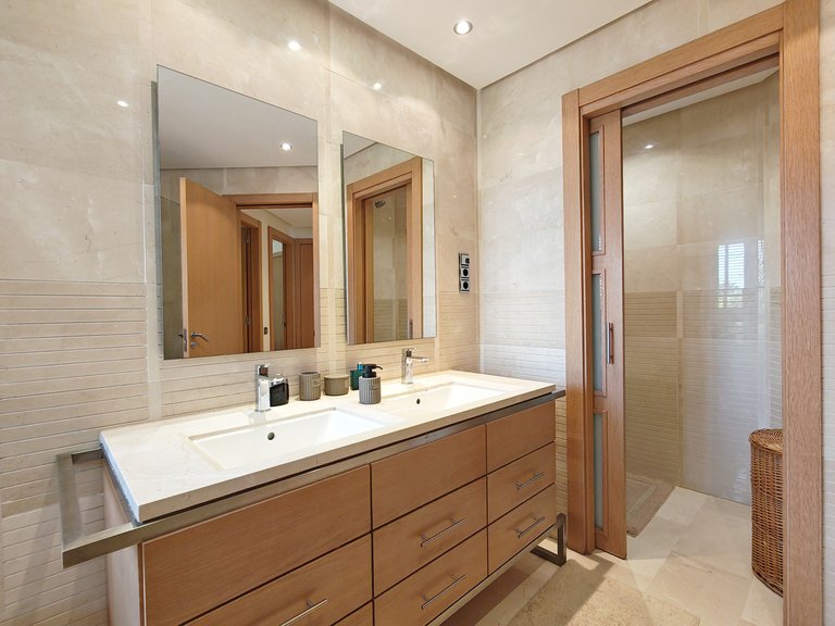 Apartment for Sale in Marbella, Malaga 22