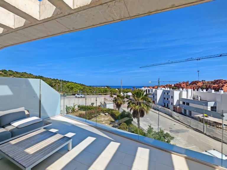 Penthouse for Rent in Estepona, Malaga 13